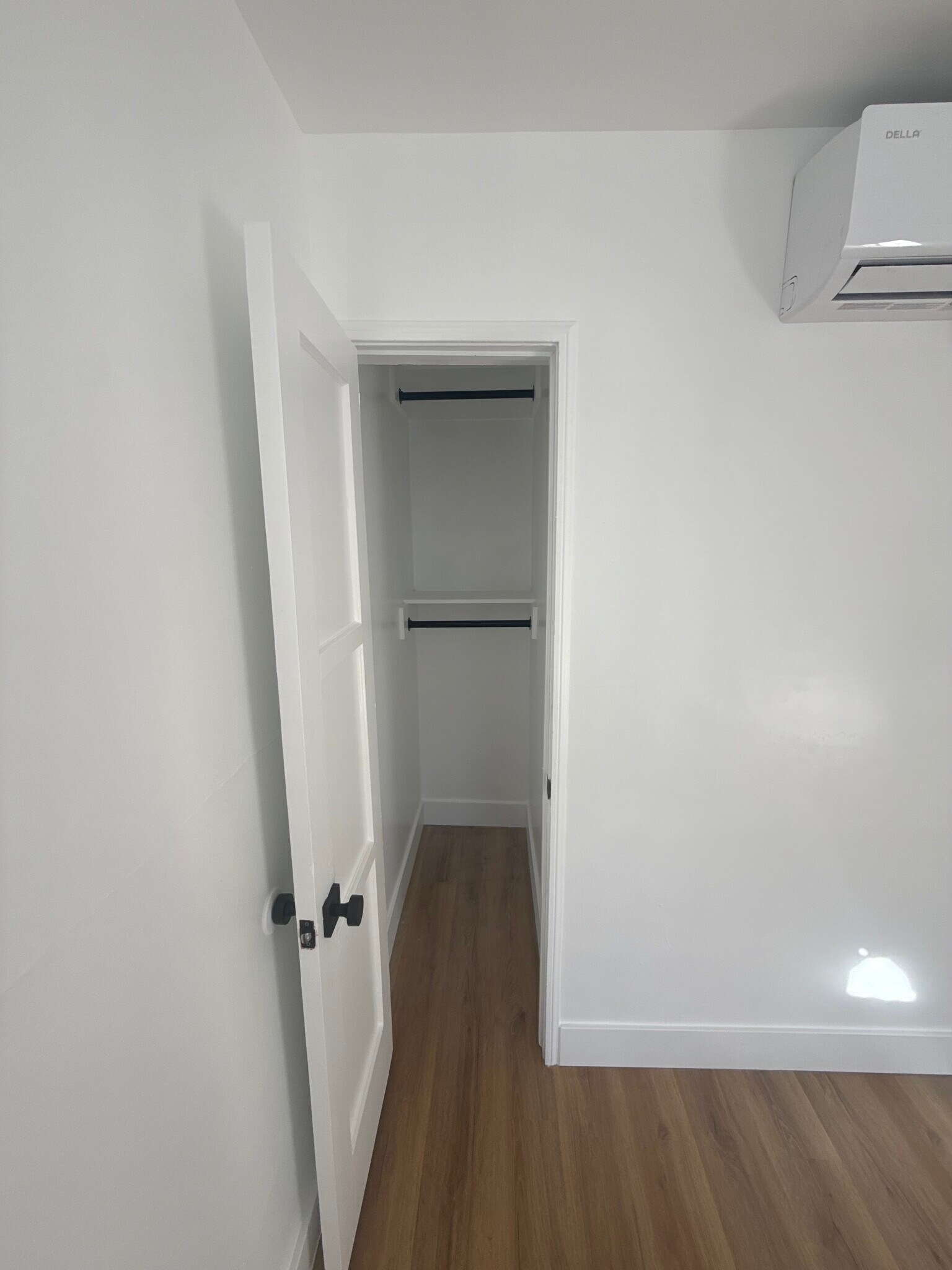 Building Photo - 5661 California Ave