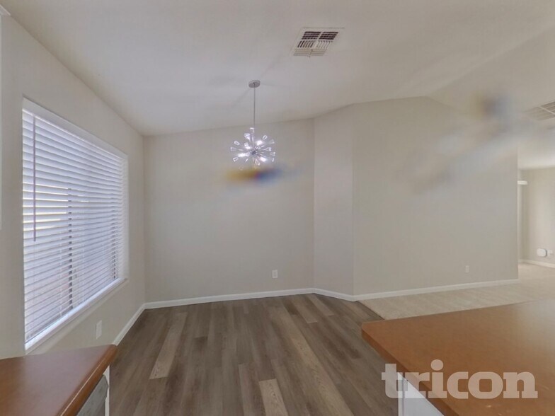 Building Photo - 22671 Scott Dr