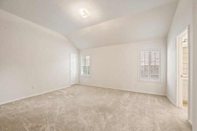 Building Photo - 12113 Thicket Bend Dr
