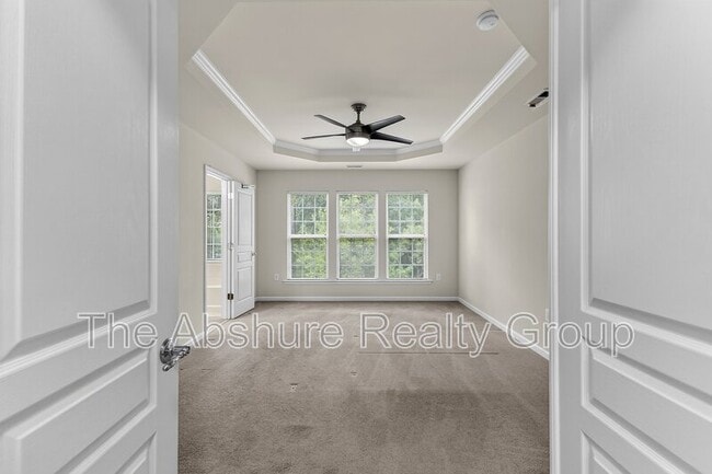Building Photo - 8611 Macedonia Lake Dr
