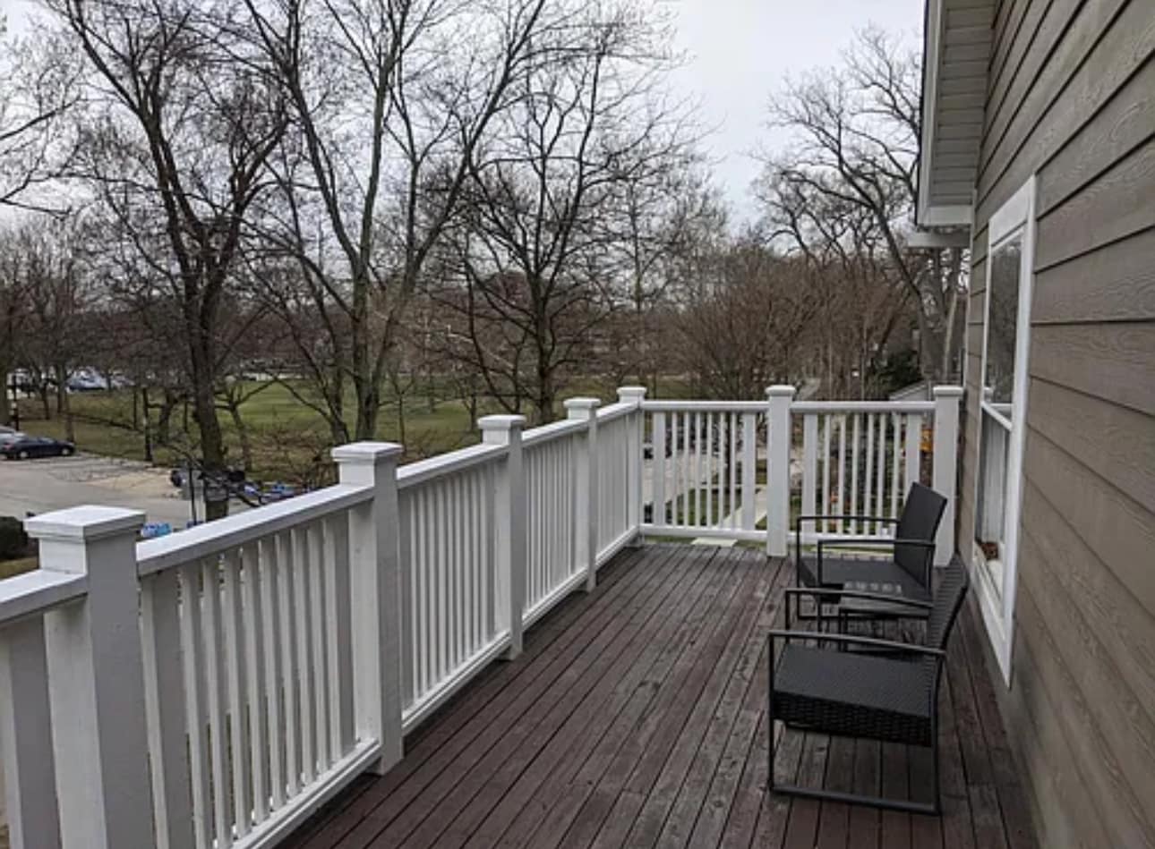 Building Photo - 1121 Leonard Pl