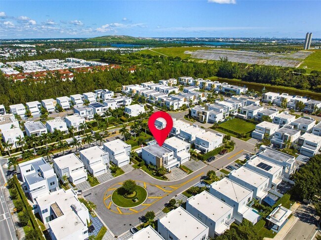 Building Photo - 10359 NW 67th Terrace