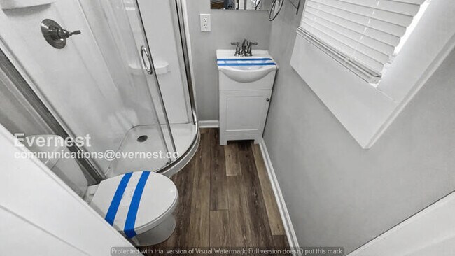 Building Photo - 3 Bed, 2 Bath Home with Off-Street Parking / Pet-Friendly / Vouchers Accepted / Available Now!