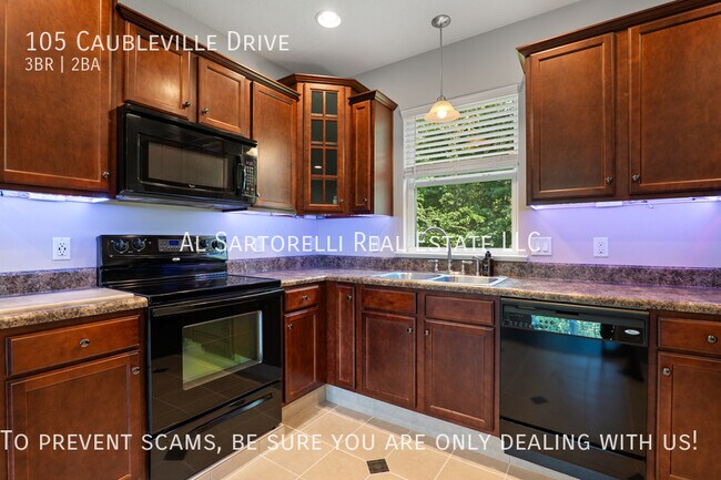 Building Photo - 105 Caubleville Dr