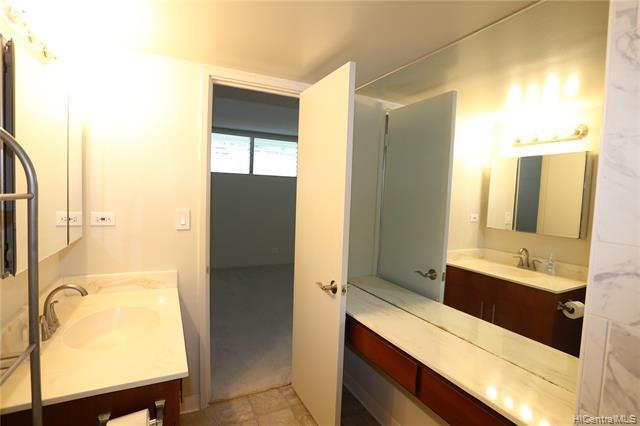 Building Photo - 1013 Prospect St