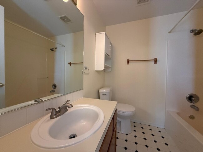 Building Photo - 12411 W 11th Ave