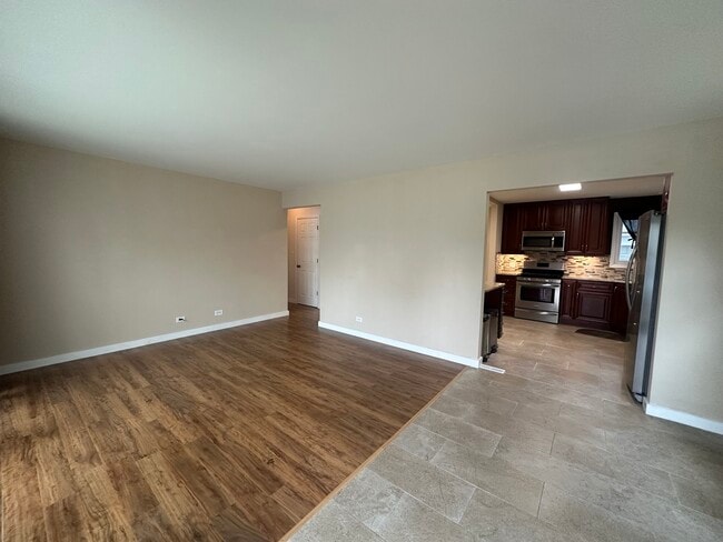 Building Photo - 439 Highview Ave