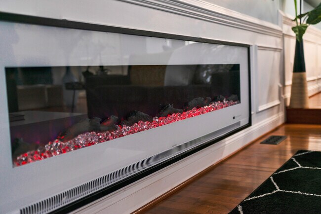 Building Photo - 5213 D St SE