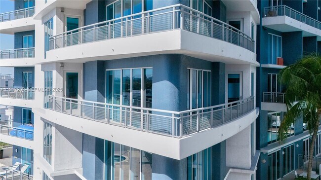 Building Photo - 60 SW 13th St