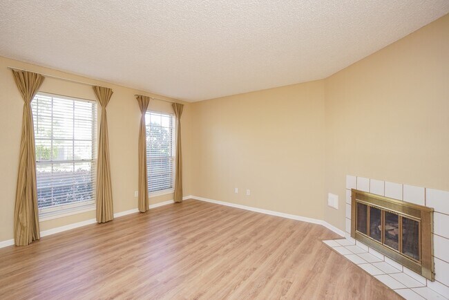 Building Photo - 2808 Grants Lake Blvd