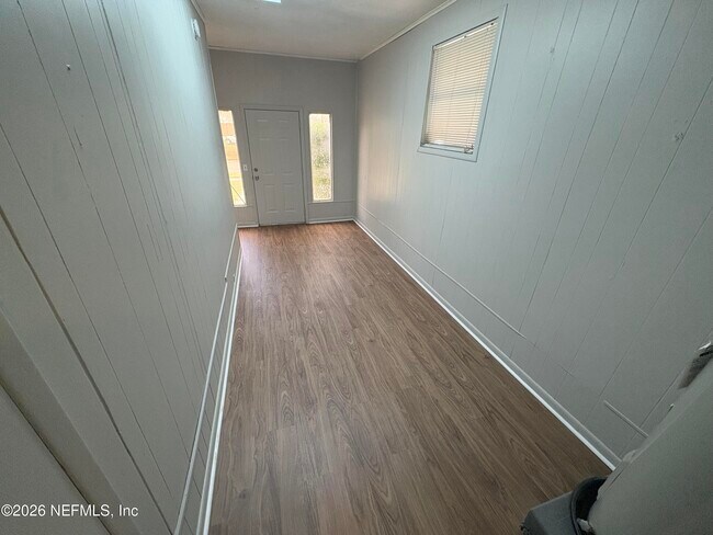 Building Photo - 6868 Medellin Ct