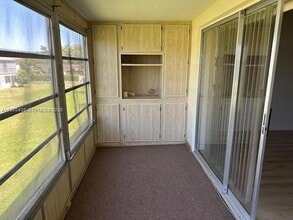 Building Photo - 7205 NW 5th Ct