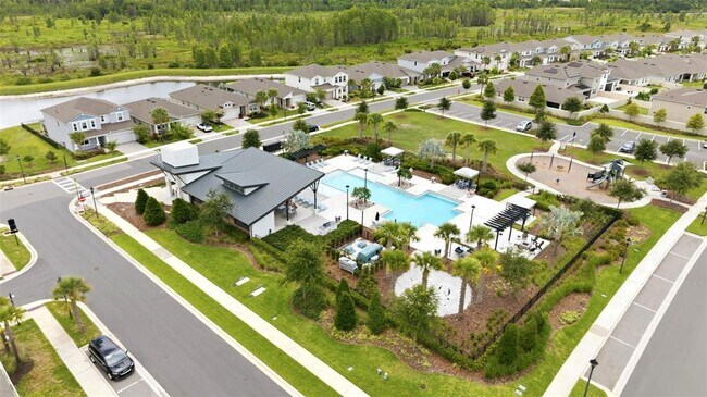 Building Photo - 2587 Everglade Way