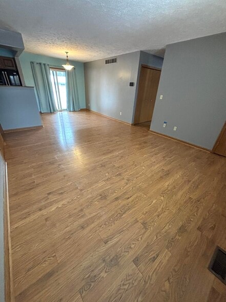 Building Photo - 3445 Dorothy Ln