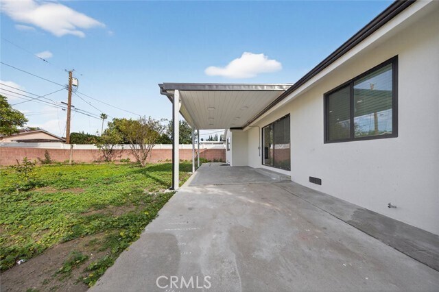 Building Photo - 15753 Cohasset St