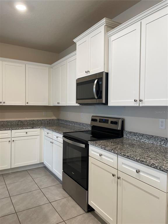 Building Photo - 159 Redbud Rd