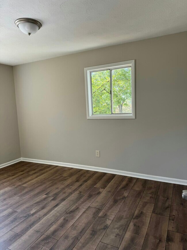 Building Photo - 1690 Spoonbill Rd