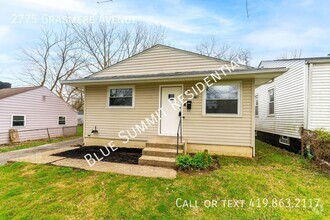 Building Photo - Adorable 3 bedroom house with a large fenc...