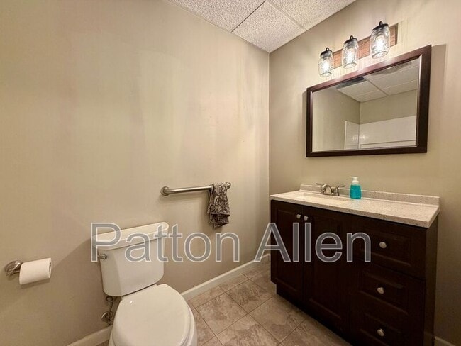 Building Photo - 689 New Haw Creek Rd