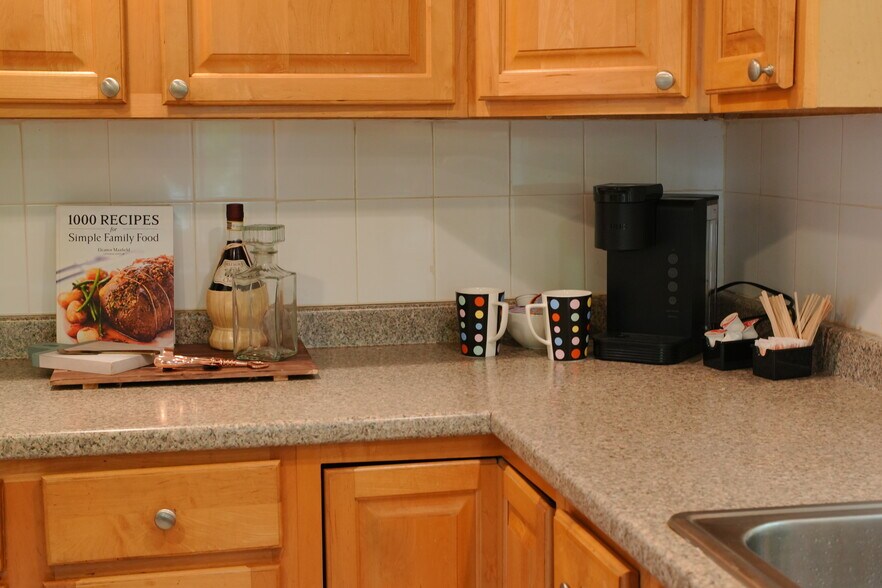 Coffee station - 288 Downsview Dr