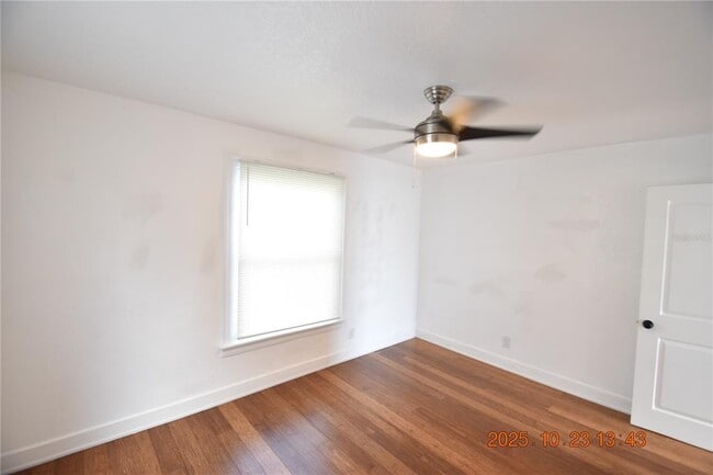 Building Photo - 4520 Burlington Ave N