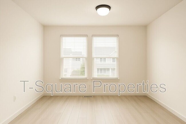 Building Photo - 4324 225th Pl SE