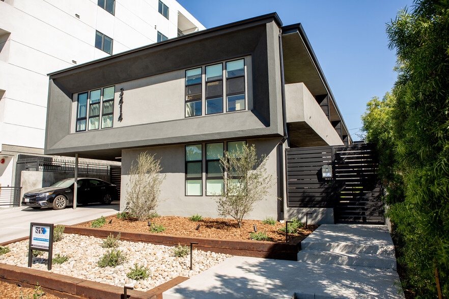 Building Photo - 3414 Keystone Ave