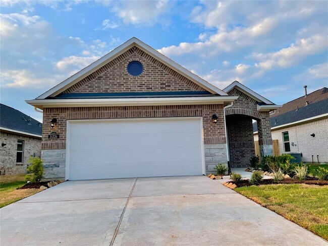 Building Photo - 31326 Spotted Saddle Hollow