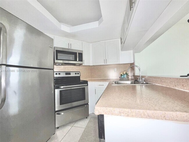 Building Photo - 8205 SW 152nd Ave