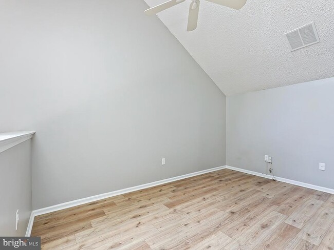 Building Photo - 705 Eagles Chase Dr