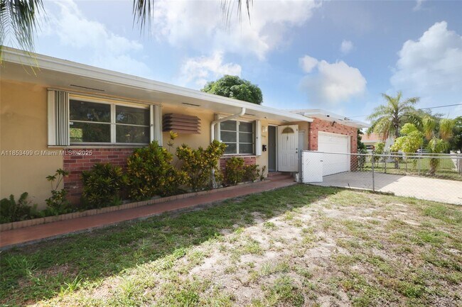Building Photo - 1504 N 24th Ave