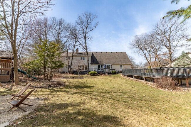 Building Photo - 9885 Belmont Ct