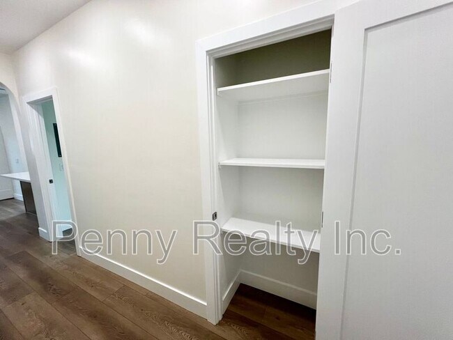 Building Photo - 669-2 Townsite Dr