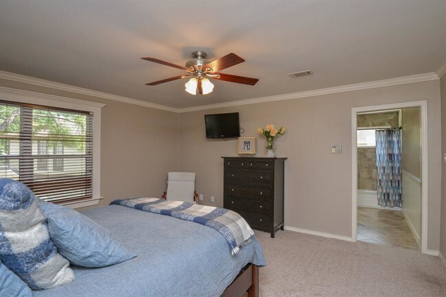 Building Photo - 615 Whitehurst Ct