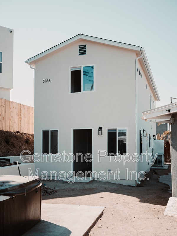 Building Photo - 5263 Tipton St