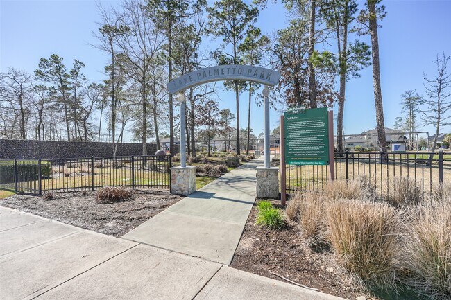 Building Photo - 17590 Rosette Grass Dr