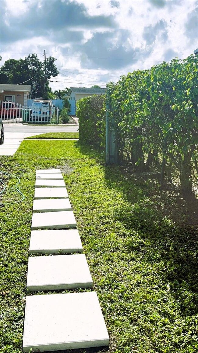 Building Photo - 3715 NW 194th St