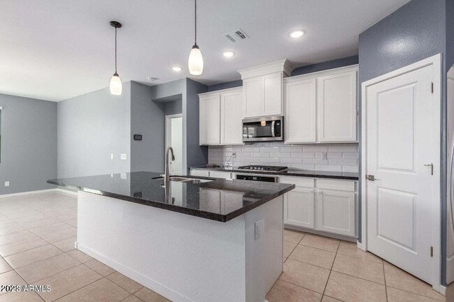 Building Photo - 4071 E Giara St