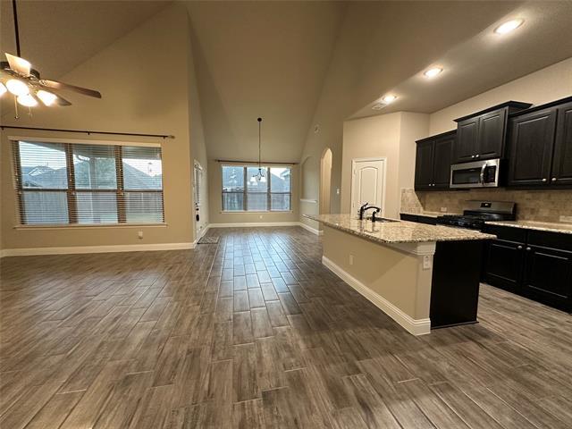 Building Photo - 261 Pennridge Dr