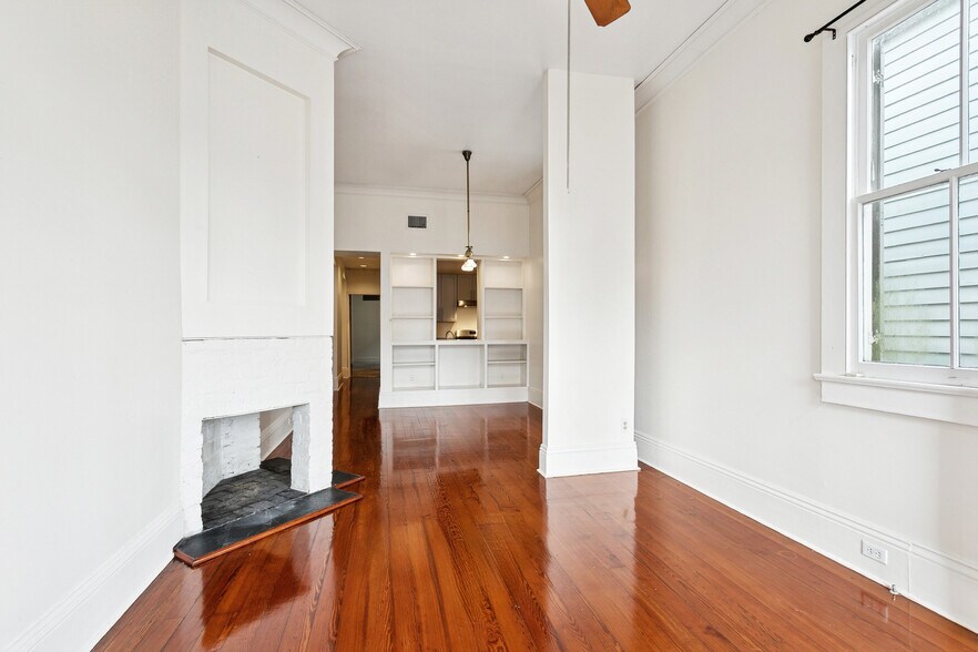 Building Photo - 1533 Dublin St