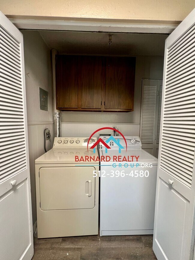 Building Photo - 110 Whitetail Dr