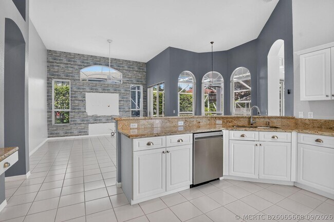 Building Photo - 10031 Lexington Estates Blvd