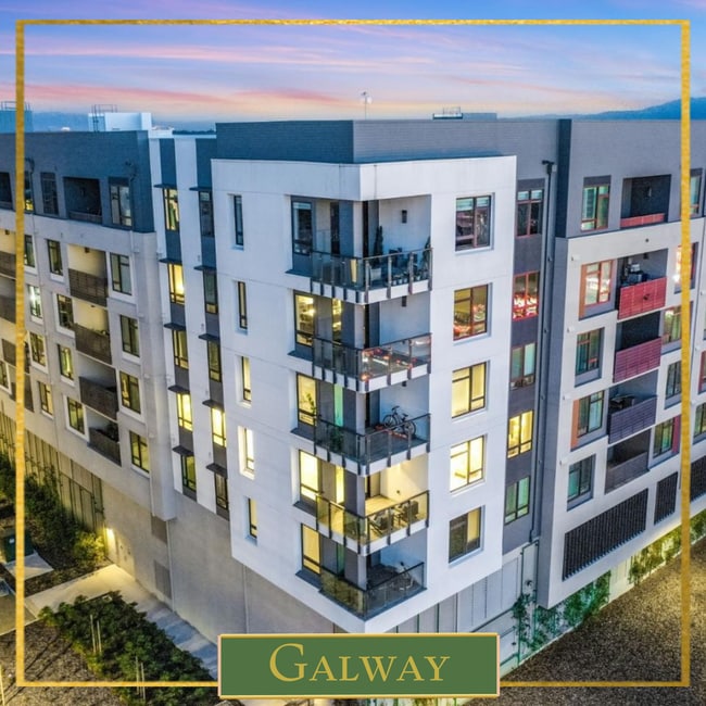 Building Photo - 3578 Rambla Pl