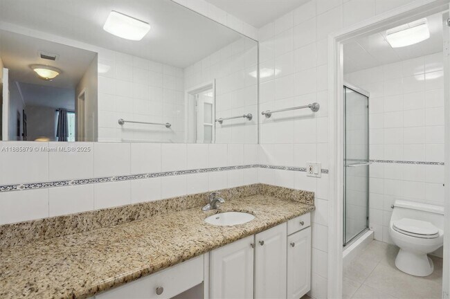 Building Photo - 3505 S Ocean Dr