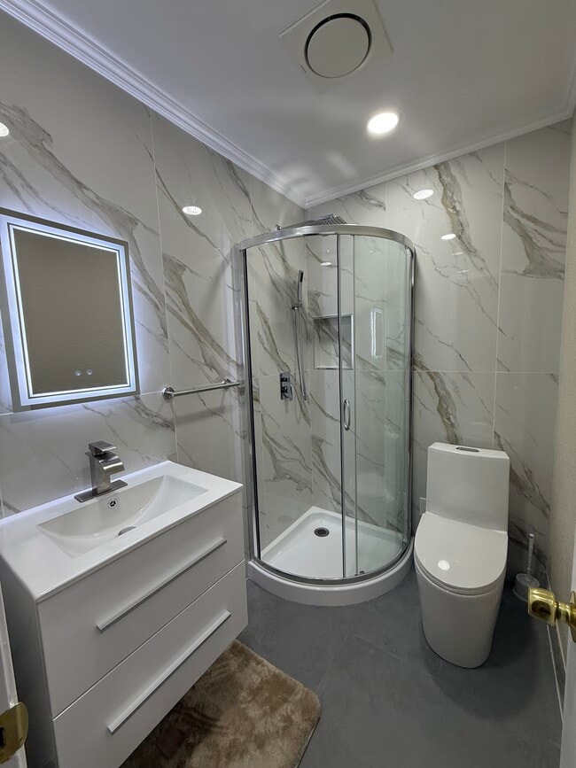 Building Photo - 3334 Dias Dr