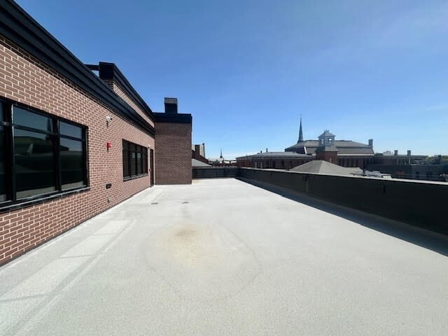 Building Photo - 21 Summer St