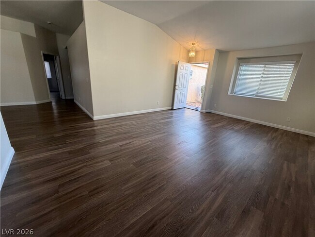 Building Photo - 4024 W Delhi Ave