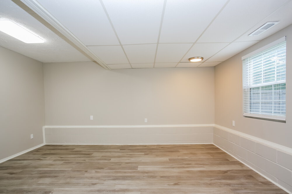 Building Photo - 1512 Berkhard Dr
