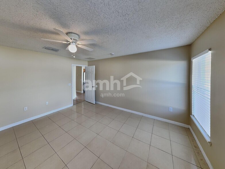 Building Photo - 2809 Sherbrook Ct