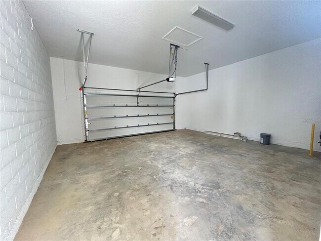 Building Photo - 16902 Hamlin Oasis Lp